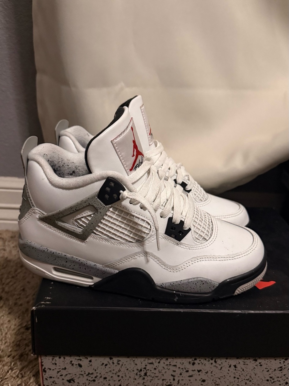 Jordan White Black Red Retro Basketball Sneakers - Picture 3 of 5